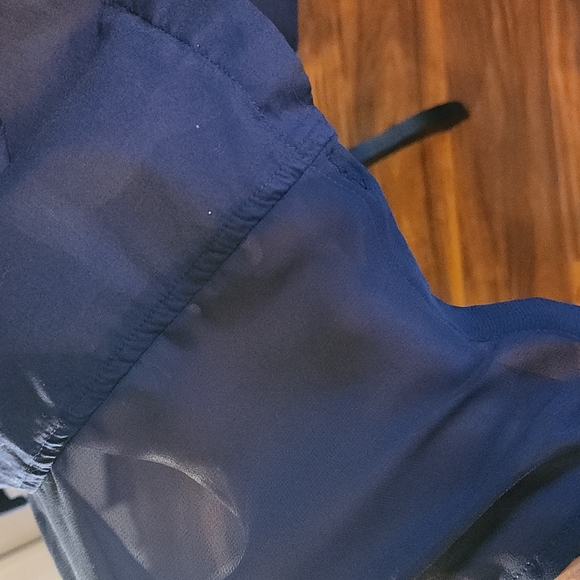 Tommy Bahama big shirt with a twist - Picture 8 of 15